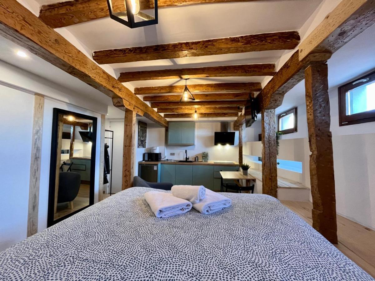 Atuaire Home Loft Con Encanto En El Corazon De Burgos Dauda Экстерьер фото